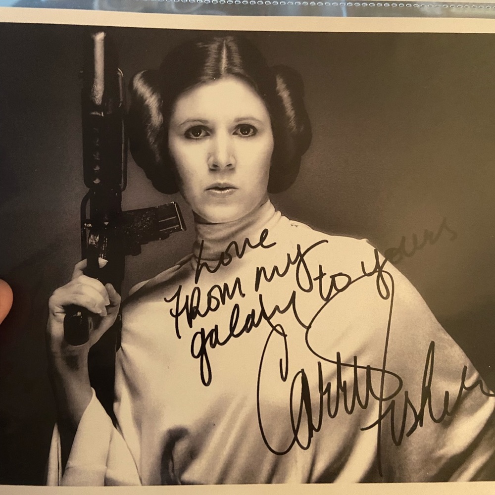 Carrie Fisher autograph (reprints) ✍🏼